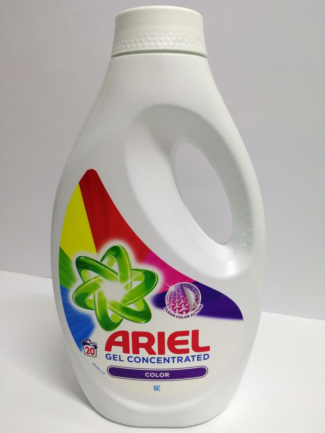 Ariel Concentrated Gel Color folyékony mosószer 1100ml
