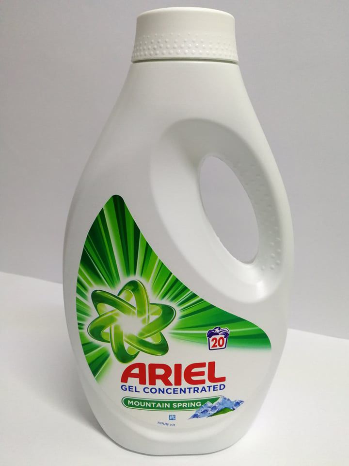 Ariel Concentrated Gel Mountain Spring folyékony mosószer 1100ml